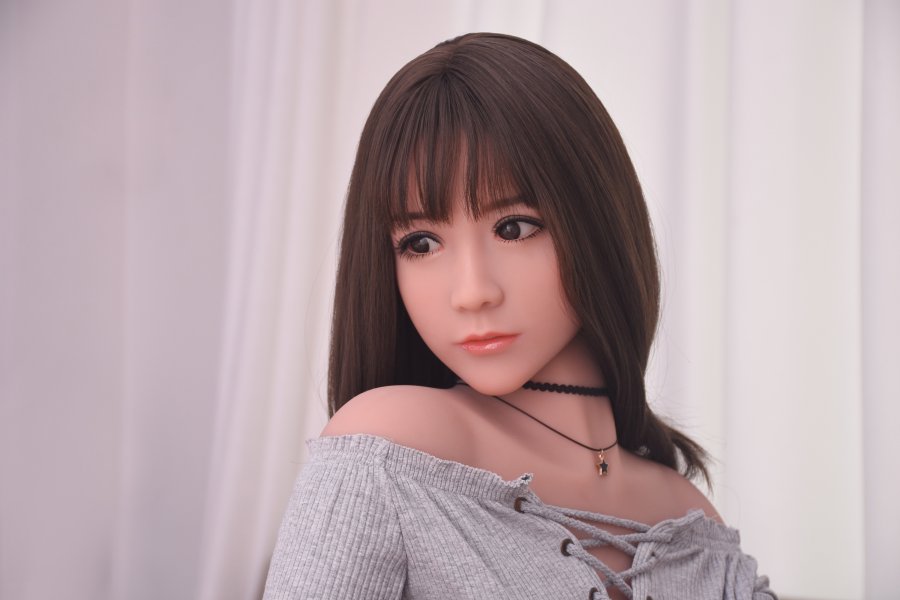 現役学生美少女等身大ラブドール