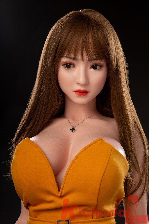 アイドル系愛人形