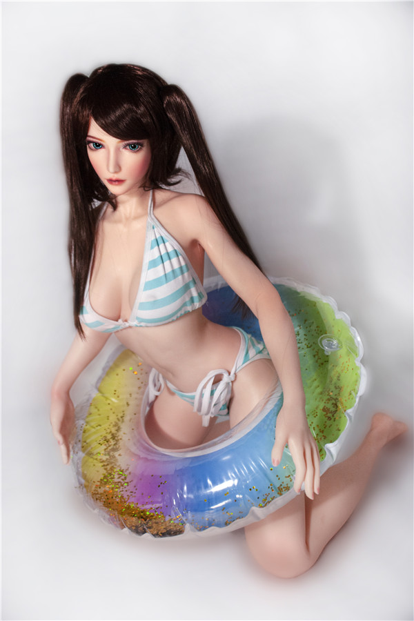 ナースリアルドール