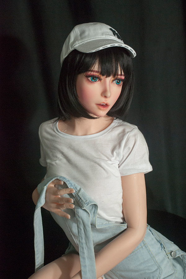 メイド愛人形