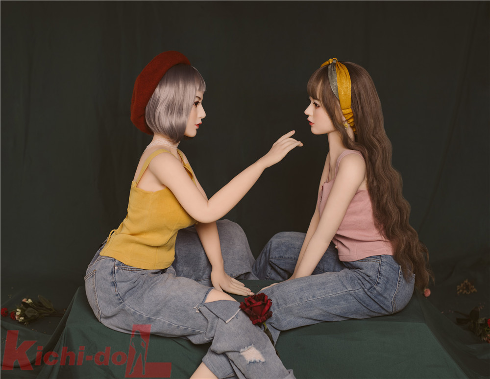 リアルドールBezlya Doll