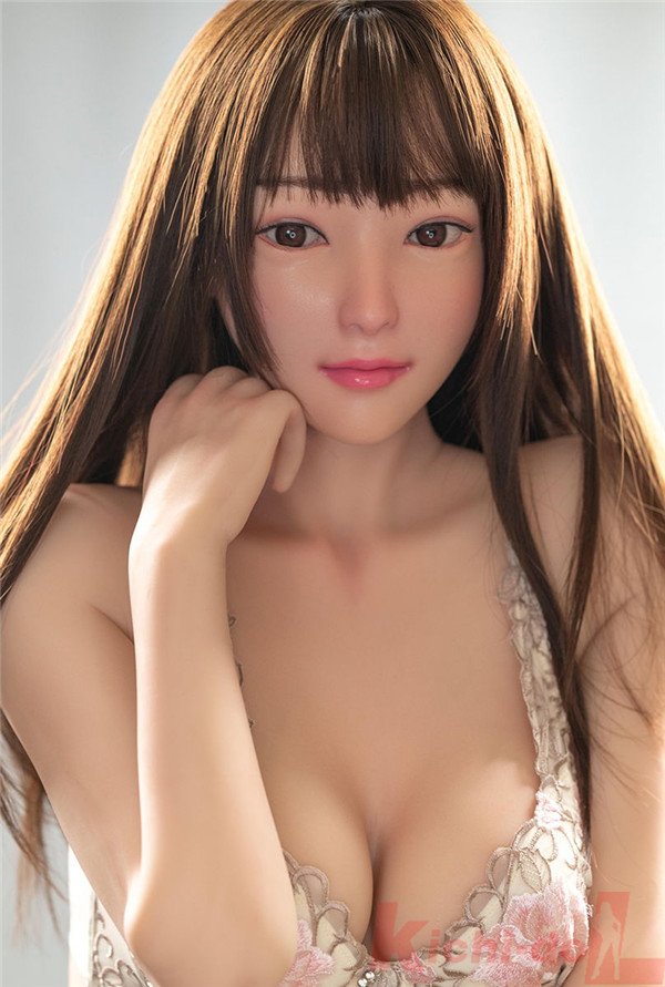     ダッチワイフスケベな肉体    