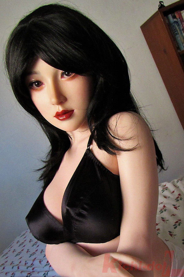 セックス人形Rina Tsukiyama