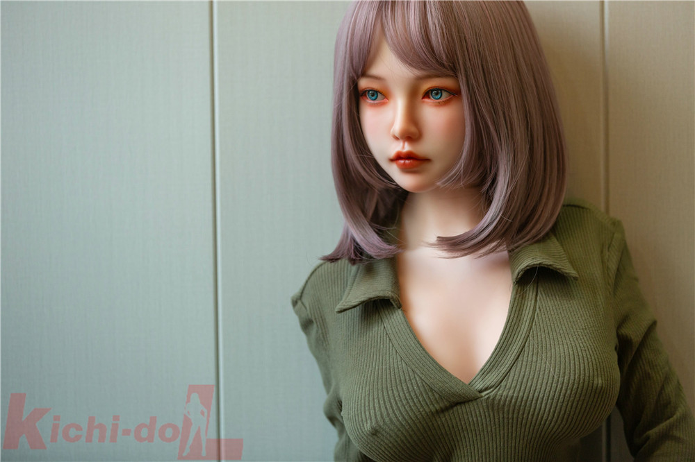 凄くエロいダッチワイフ