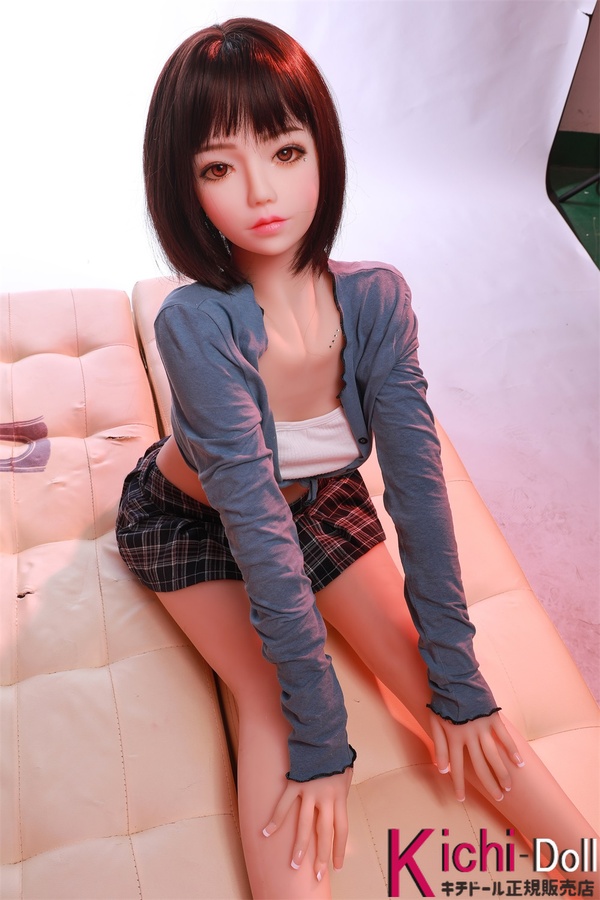    リアルドール素朴な美少女   