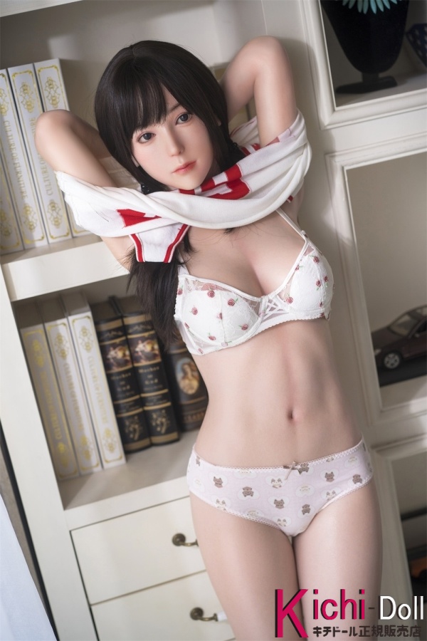                   人気のラブドール                    