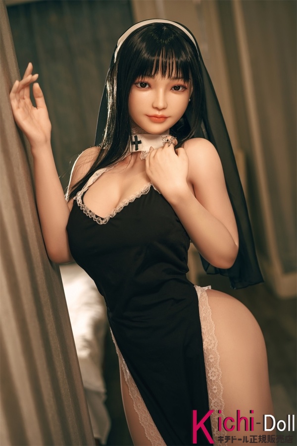          シリコン製ドール YearnDoll         
