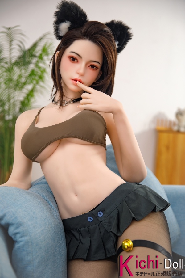  大きい おっぱいリアルドール 