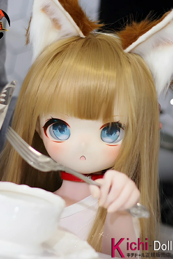         PVC頭部＋TPEボディリアルラブドール        
