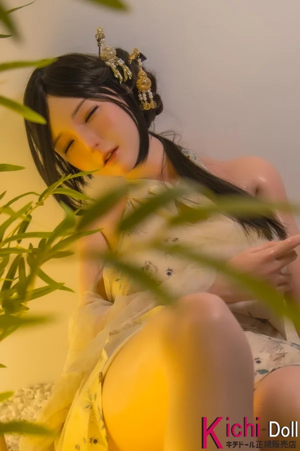  F-cup ラブドール 本物 