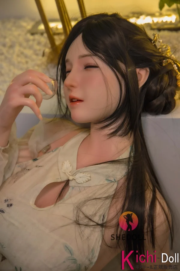  F-cup タッチ ワイフ 