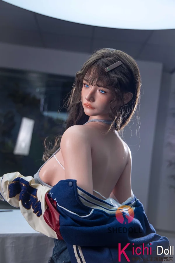   塔莎 ラブドール と sex  