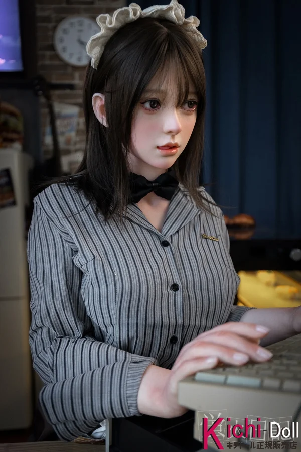    美少女ダッチワイフ と セックス   