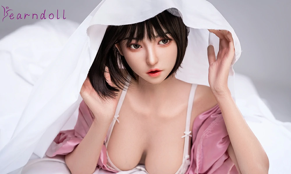 YearnDollラブドール